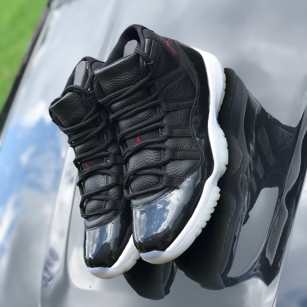Air Jordan 11 Retro - Picture 2 of 8